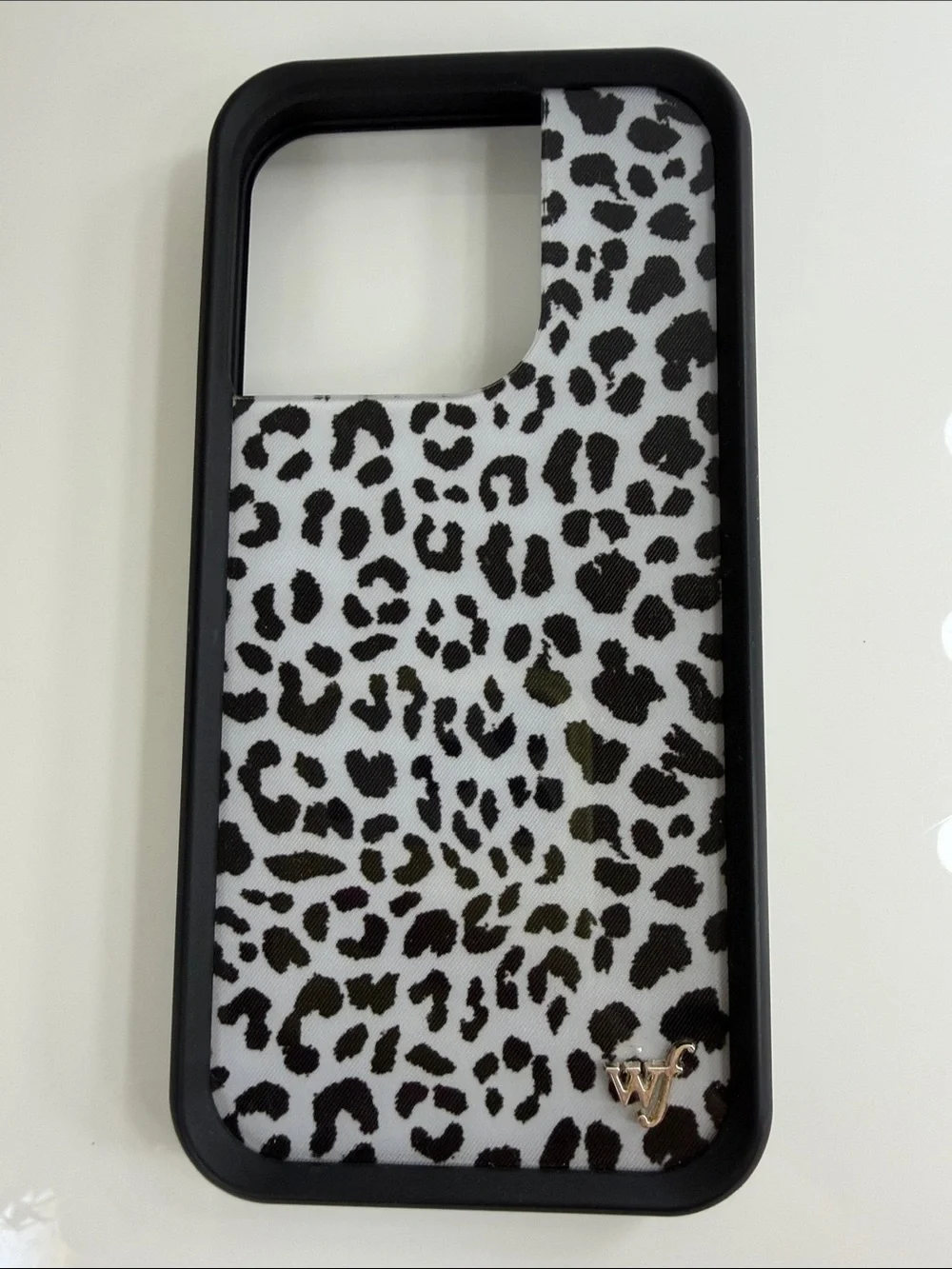 Snow Meow iPhone 15 Pro wildflower case